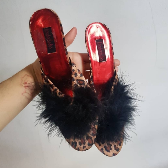 Vintage fluffy kitten heels - Picture 5 of 6
